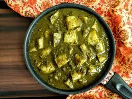 Aloo Palak Gravy